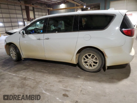 2020 Chrysler Pacifica Touring with VIN 2C4RC1FG7LR267106, listed as a Copart auction lot 58535025 with 137,330 mi miles and Salvage title. Bid and sale history available at DreamBid. Image 2.