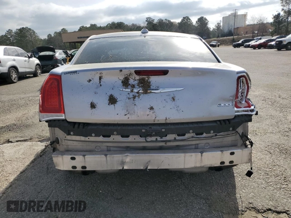 2015 Chrysler 300 Limited z VIN 2C3CCAAG6FH769231, wystawiony jako Copart lot #49847885 z przebiegiem 143 493 mil mil oraz Szkoda całkowita • Salvage title. Historia ofert i sprzedaży dostępna na DreamBid. Obrazek 6.