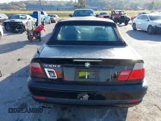 2006 BMW 3 Series 330Ci with VIN WBABW53416PZ42123, listed as a IAAI auction lot 40662101 with 177,364 mi miles. Bid and sale history available at carsss.com. Image 17.