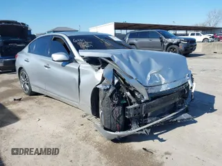 2015 Infiniti Q50 with VIN JN1BV7AP3FM345848, listed as a IAAI auction lot 41479248 with 136,496 mi miles. Bid and sale history available at carsss.com. Image 1.