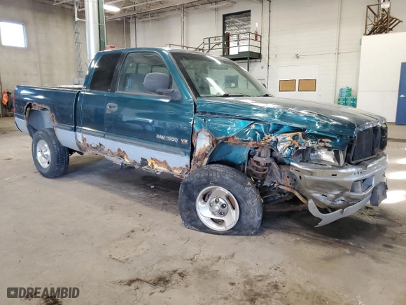 1998 Dodge Ram 1500 with VIN 3B7HF13Z0WG206831, listed as a Copart auction lot 45187745 with 225,200 mi miles and Salvage Title. Bid and sale history available at carsss.com. Image 4.