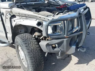 2008 Hummer H3 SUV with VIN 5GTEN13E188176887, listed as a IAAI auction lot 41849108 with 225,472 mi miles. Bid and sale history available at carsss.com. Image 6.