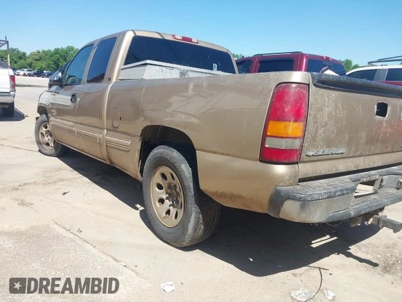 2000 Chevrolet Silverado 1500 LS with VIN 2GCEC19T5Y1361501, listed as a IAAI auction lot 41799553 with 432,231 mi miles and . Bid and sale history available at DreamBid. Image 3.