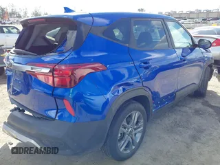 2021 Kia Seltos LX z VIN KNDEPCAA9M7076887, wystawiony jako IAAI lot #41708045 z przebiegiem 39 497 mil mil oraz . Historia ofert i sprzedaży dostępna na DreamBid. Obrazek 4.