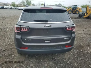 2022 Jeep Compass Latitude Lux with VIN 3C4NJDFB7NT203531, listed as a Copart auction lot 58261785 with 17,525 mi miles and Salvage title. Bid and sale history available at DreamBid. Image 6.