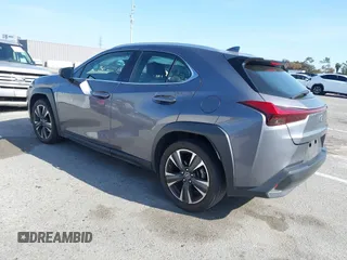 2019 Lexus UX with VIN JTHY3JBH6K2002909, listed as a IAAI auction lot 41980292 with 28,964 mi miles. Bid and sale history available at carsss.com. Image 3.