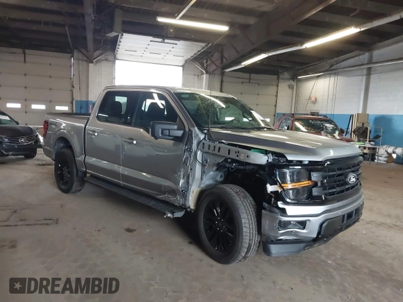 2024 Ford F-150 XLT with VIN 1FTEW3LP2RFB49048, listed as a IAAI auction lot 42025793 with 109 mi miles. Bid and sale history available at carsss.com. Image 6.