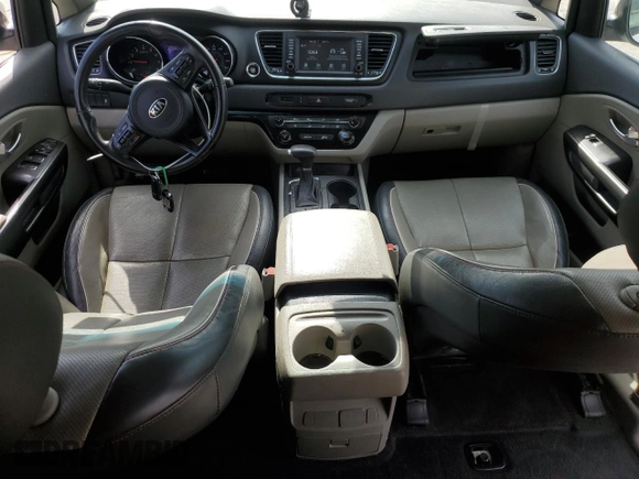 2018 Kia Sedona LX with VIN KNDMB5C12J6386786, listed as a Copart auction lot 52376775 with 140,750 mi miles and Salvage Title. Bid and sale history available at DreamBid. Image 8.