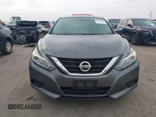 2018 Nissan Altima 2.5 SR with VIN 1N4AL3AP3JC165961, listed as a IAAI auction lot 41875782 with 56,252 mi miles. Bid and sale history available at carsss.com. Image 12.