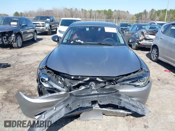 2020 Alfa Romeo Giulia z VIN ZARFAMAN2L7624764, wystawiony jako IAAI lot #41623824 z przebiegiem Nie podano mil oraz . Historia ofert i sprzedaży dostępna na DreamBid. Obrazek 12.