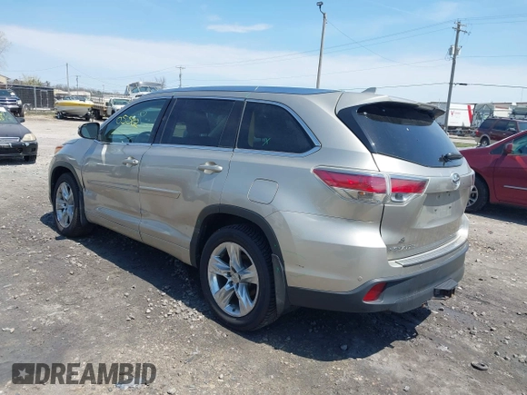 2015 Toyota Highlander Limited z VIN 5TDDKRFH0FS101039, wystawiony jako IAAI lot #42205522 z przebiegiem 153 547 mil mil oraz . Historia ofert i sprzedaży dostępna na DreamBid. Obrazek 3.