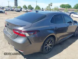 2023 Toyota Camry SE with VIN 4T1G11AK2PU079820, listed as a IAAI auction lot 42003967 with 39,077 mi miles. Bid and sale history available at carsss.com. Image 4.