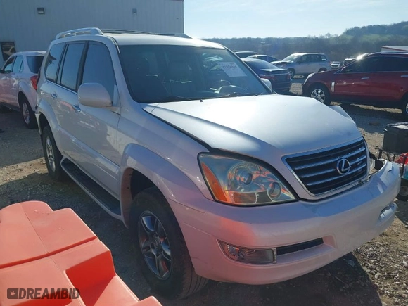 2009 Lexus GX 470 with VIN JTJBT20X390175930, listed as a IAAI auction lot 41856945 with 207,809 mi miles. Bid and sale history available at carsss.com. Image 1.
