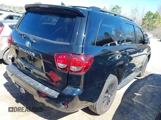 2018 Toyota Sequoia SR5 with VIN 5TDZY5G10JS070477, listed as a IAAI auction lot 41997140 with 70,764 mi miles. Bid and sale history available at carsss.com. Image 4.