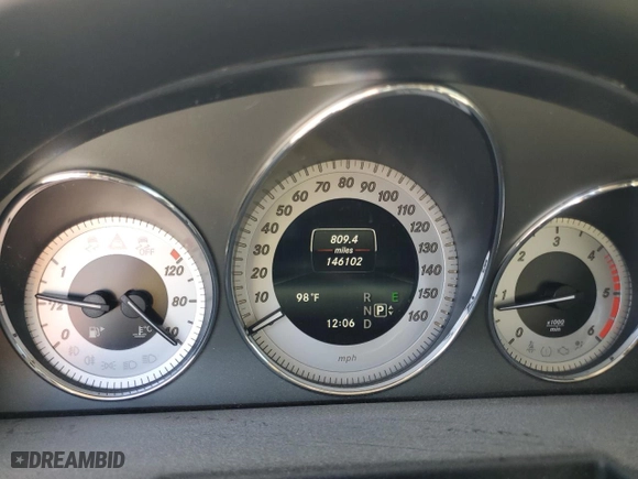 2014 Mercedes-Benz GLK-Class GLK 250 BlueTEC with VIN WDCGG0EB3EG299951, listed as a Copart auction lot 49775965 with 146,102 mi miles and Salvage Title. Bid and sale history available at carsss.com. Image 9.