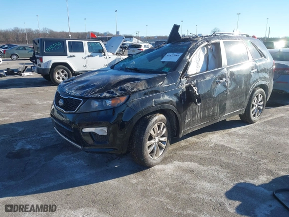 2013 Kia Sorento SX with VIN 5XYKWDA28DG367307, listed as a IAAI auction lot 41437488 with 120,822 mi miles. Bid and sale history available at carsss.com. Image 17.