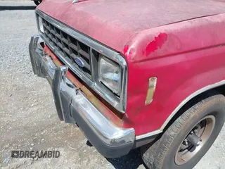 1986 Ford Ranger with VIN 1FTCR15T1GPA77845, listed as a IAAI auction lot 42033135 with 27,474 mi miles. Bid and sale history available at carsss.com. Image 6.