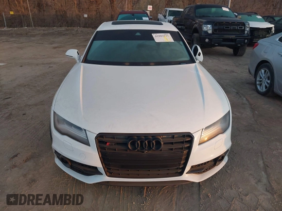 2014 Audi S7 Prestige with VIN WAUW2AFC1EN039425, listed as a IAAI auction lot 41803621 with 73,819 mi miles. Bid and sale history available at carsss.com. Image 12.