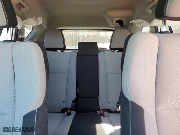 2018 Toyota RAV4 XLE with VIN 2T3WFREV7JW419297, listed as a Copart auction lot 50175815 with 41,685 mi miles and Salvage Title. Bid and sale history available at carsss.com. Image 10.