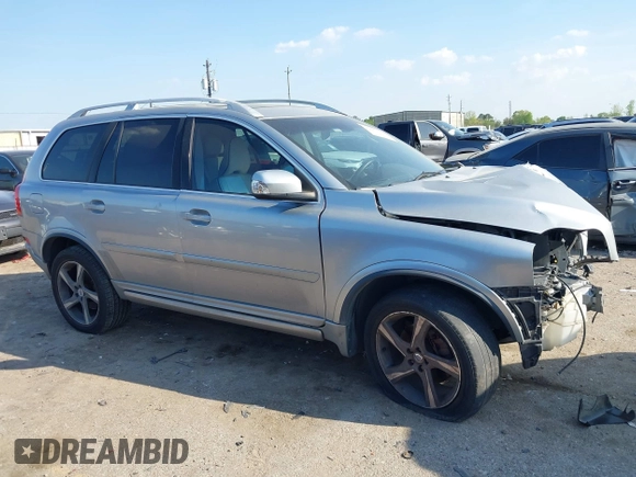 2013 Volvo XC90 I6 R-Design with VIN YV4952CF6D1652560, listed as a IAAI auction lot 41881043 with 138,612 mi miles. Bid and sale history available at carsss.com. Image 13.