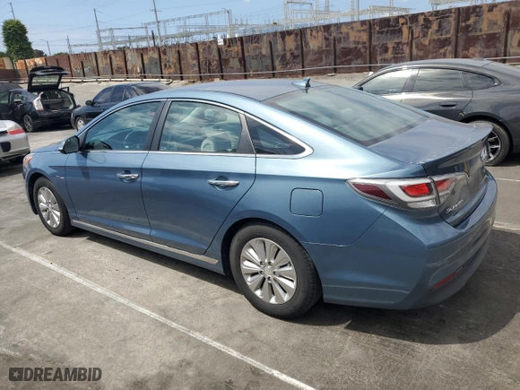2016 Hyundai Sonata Hybrid SE with VIN KMHE24L10GA035696, listed as a Copart auction lot 54545245 with 89,920 mi miles and Clean Title. Bid and sale history available at carsss.com. Image 2.