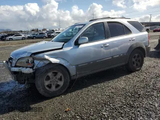2005 Kia Sorento LX z VIN KNDJC733655408619, wystawiony jako Copart lot #47383625 z przebiegiem 150 286 mil mil oraz Szkoda całkowita • Salvage title. Historia ofert i sprzedaży dostępna na DreamBid. Obrazek 1.