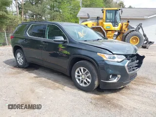2019 Chevrolet Traverse LT Cloth with VIN 1GNEVGKW6KJ292498, listed as a IAAI auction lot 42006147 with 26,724 mi miles. Bid and sale history available at carsss.com. Image 1.