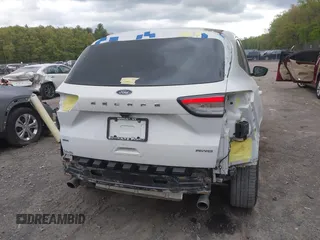 2022 Ford Escape SE with VIN 1FMCU9G64NUB41262, listed as a IAAI auction lot 42267922 with 64,173 mi miles and . Bid and sale history available at DreamBid. Image 17.