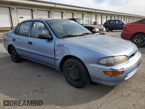 1996 Geo Prizm LSi z VIN 1Y1SK5262TZ041811, wystawiony jako Copart lot #56417875 z przebiegiem 185 771 mil mil oraz Tytuł czysty. Historia ofert i sprzedaży dostępna na DreamBid. Obrazek 4.