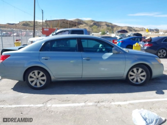2005 Toyota Avalon XL with VIN 4T1BK36B45U056421, listed as a IAAI auction lot 41609503 with NaN miles. Bid and sale history available at carsss.com. Image 13.