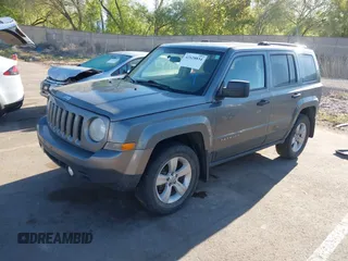 2013 Jeep Patriot Sport z VIN 1C4NJRBB5DD132031, wystawiony jako IAAI lot #42128834 z przebiegiem 97 907 mil mil oraz . Historia ofert i sprzedaży dostępna na DreamBid. Obrazek 2.