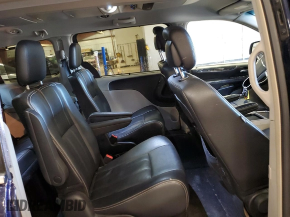 2015 Chrysler Town & Country Touring with VIN 2C4RC1BG6FR754873, listed as a Copart auction lot 51589105 with 175,521 mi miles and Clean Title. Bid and sale history available at carsss.com. Image 11.