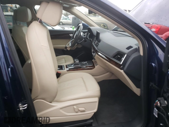 2018 Audi Q5 Premium with VIN WA1ANAFY9J2031210, listed as a Copart auction lot 32058362 with 53,367 mi miles. Bid and sale history available at carsss.com. Image 5.