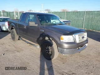2005 Ford F-150 STX with VIN 1FTRX12W15KD34012, listed as a IAAI auction lot 41095300 with 178,984 mi miles. Bid and sale history available at carsss.com. Image 1.