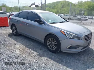 2015 Hyundai Sonata SE z VIN 5NPE24AF3FH147614, wystawiony jako IAAI lot #42216901 z przebiegiem 83 964 mil mil oraz . Historia ofert i sprzedaży dostępna na DreamBid. Obrazek 1.