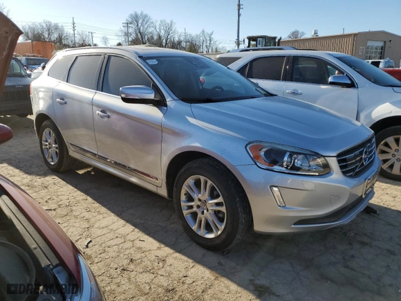 2016 Volvo XC60 T5 Platinum with VIN YV4612RM4G2790665, listed as a Copart auction lot 42751585 with 147,469 mi miles and Clean Title. Bid and sale history available at carsss.com. Image 4.