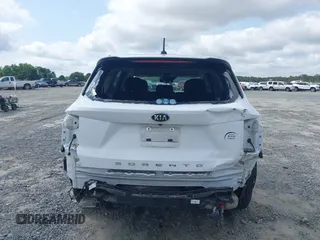 2021 Kia Sorento LX z VIN 5XYRG4LC6MG022343, wystawiony jako IAAI lot #42139411 z przebiegiem 67 266 mil mil oraz . Historia ofert i sprzedaży dostępna na DreamBid. Obrazek 17.