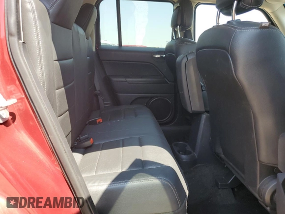 2015 Jeep Patriot Latitude with VIN 1C4NJRFB5FD417017, listed as a Copart auction lot 59879435 with 204,085 mi miles and Clean title. Bid and sale history available at DreamBid. Image 11.