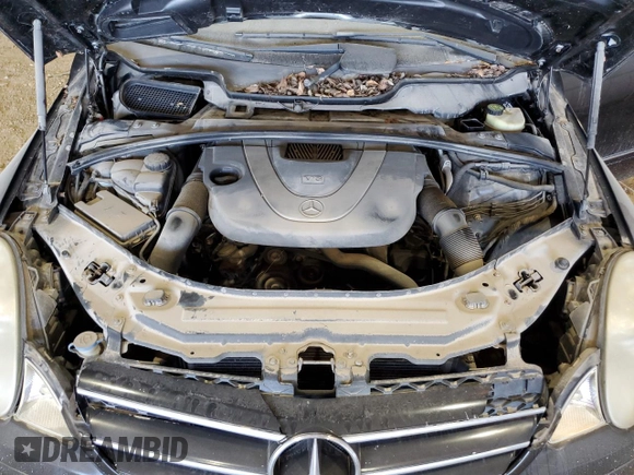 2008 Mercedes-Benz R 3.5L z VIN 4JGCB65E38A071600, wystawiony jako Copart lot #73197054 z przebiegiem 149 235 mil mil oraz Nie do naprawy • Non repairable. Historia ofert i sprzedaży dostępna na DreamBid. Obrazek 11.