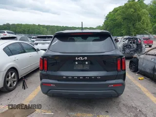 2022 Kia Sorento LX with VIN 5XYRG4LC3NG152579, listed as a IAAI auction lot 42092276 with 77,101 mi miles and . Bid and sale history available at DreamBid. Image 16.