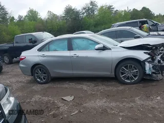 2017 Toyota Camry XLE z VIN 4T1BF1FK9HU349597, wystawiony jako IAAI lot #41857062 z przebiegiem 40 898 mil mil oraz . Historia ofert i sprzedaży dostępna na DreamBid. Obrazek 13.