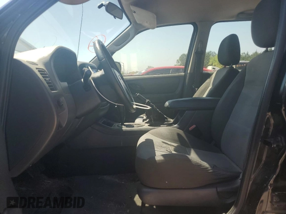 2005 Ford Escape XLS Value with VIN 1FMYU02Z55KB94437, listed as a Copart auction lot 50581635 with 265,079 mi miles and Salvage Title. Bid and sale history available at carsss.com. Image 7.