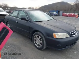 2001 Acura TL with VIN 19UUA56611A010041, listed as a IAAI auction lot 41527225 with 177,356 mi miles. Bid and sale history available at carsss.com. Image 1.