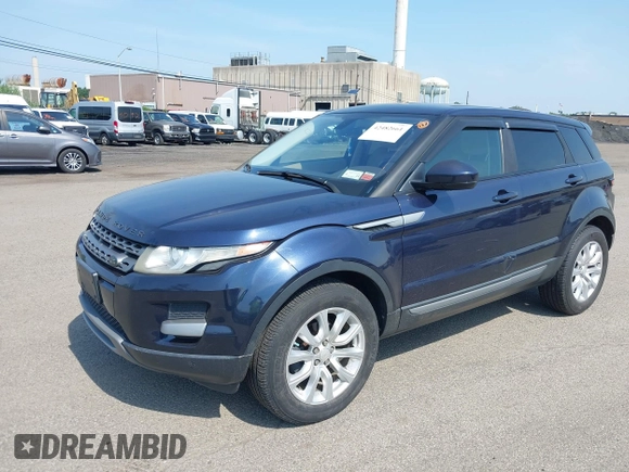 2015 Land Rover Range Rover Evoque Pure z VIN SALVN2BG5FH972645, wystawiony jako IAAI lot #42482661 z przebiegiem 156 726 mil mil oraz . Historia ofert i sprzedaży dostępna na DreamBid. Obrazek 2.