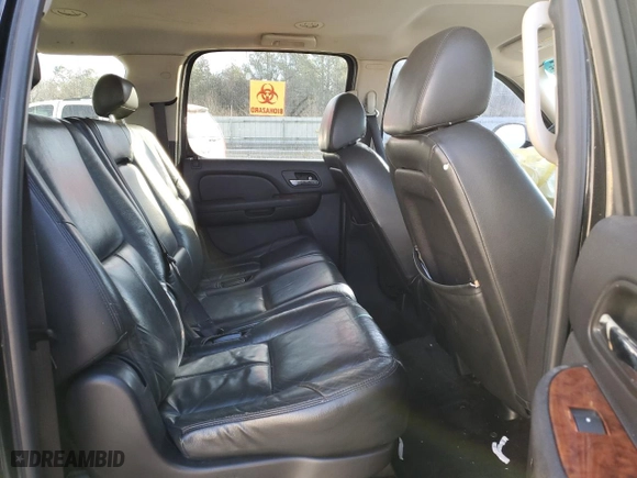 2007 Chevrolet Suburban LT with VIN 1GNFC16017R362303, listed as a Copart auction lot 42450955 with 250,477 mi miles and Salvage Title. Bid and sale history available at carsss.com. Image 11.