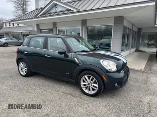 2012 MINI Countryman S with VIN WMWZC5C56CWM13722, listed as a Copart auction lot 52459955 with 160,215 mi miles and Clean Title. Bid and sale history available at DreamBid. Image 1.