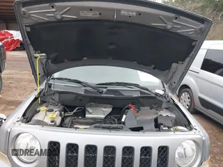 2015 Jeep Patriot Altitude Edition with VIN 1C4NJPBA8FD399095, listed as a IAAI auction lot 41236068 with 119,298 mi miles. Bid and sale history available at carsss.com. Image 10.