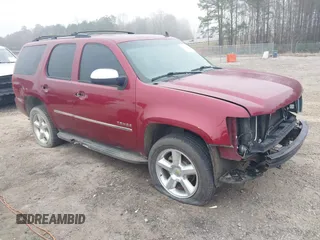 2010 Chevrolet Tahoe LT z VIN 1GNUKBE09AR278013, wystawiony jako IAAI lot #41780221 z przebiegiem 235 988 mil mil oraz . Historia ofert i sprzedaży dostępna na DreamBid. Obrazek 1.