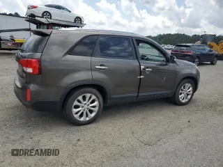 2014 Kia Sorento EX with VIN 5XYKU4A76EG430617, listed as a Copart auction lot 53668855 with 116,961 mi miles and Clean Title. Bid and sale history available at carsss.com. Image 3.