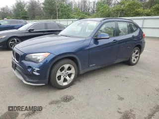 2015 BMW X1 sDrive28i z VIN WBAVM1C51FV316474, wystawiony jako Copart lot #59985285 z przebiegiem 60 792 mil mil oraz Szkoda całkowita • Salvage title. Historia ofert i sprzedaży dostępna na DreamBid. Obrazek 1.